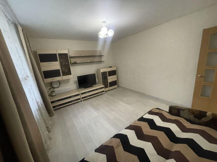 2-комн квартира Кудряшова ул, 110А