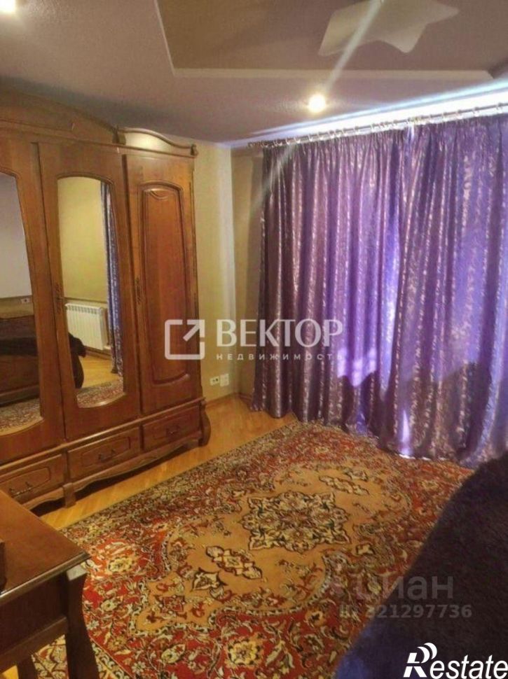 3-комн квартира ул Куконковых, 102,  д. 102