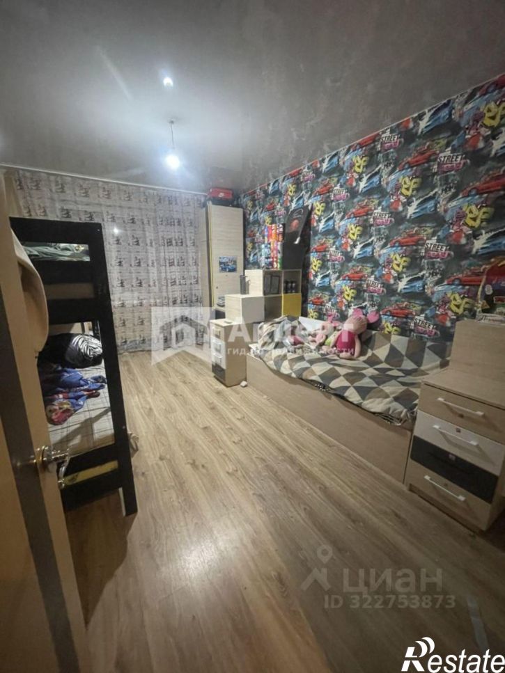 6-комн квартира ул 10 Августа, 58,  д. 58