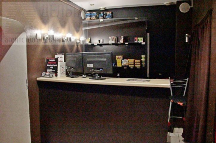 Помещение свободного назначения Московский мкр, 8