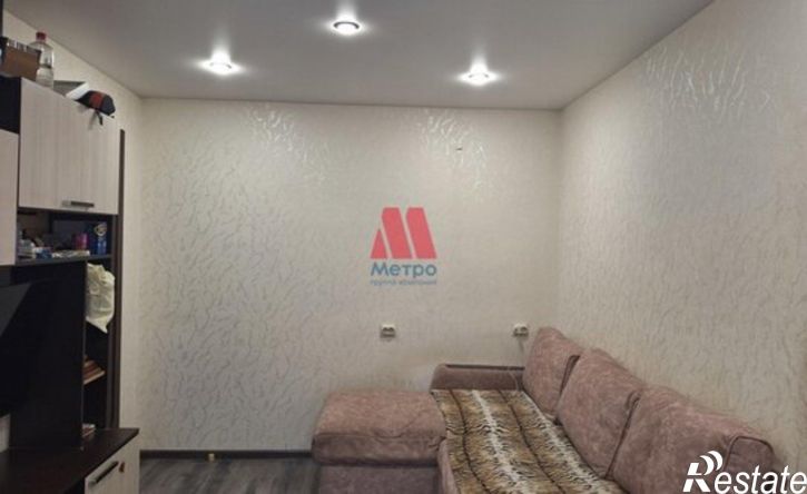 2-комн квартира улица Каравайковой, 124,  д. 124