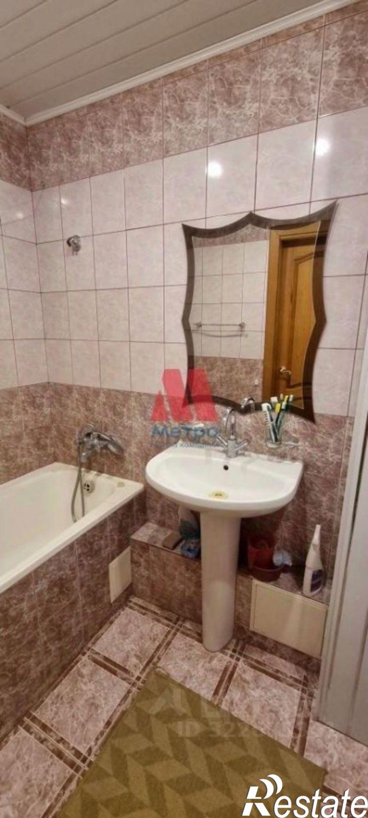 3-комн квартира ул Постышева, 42,  д. 42