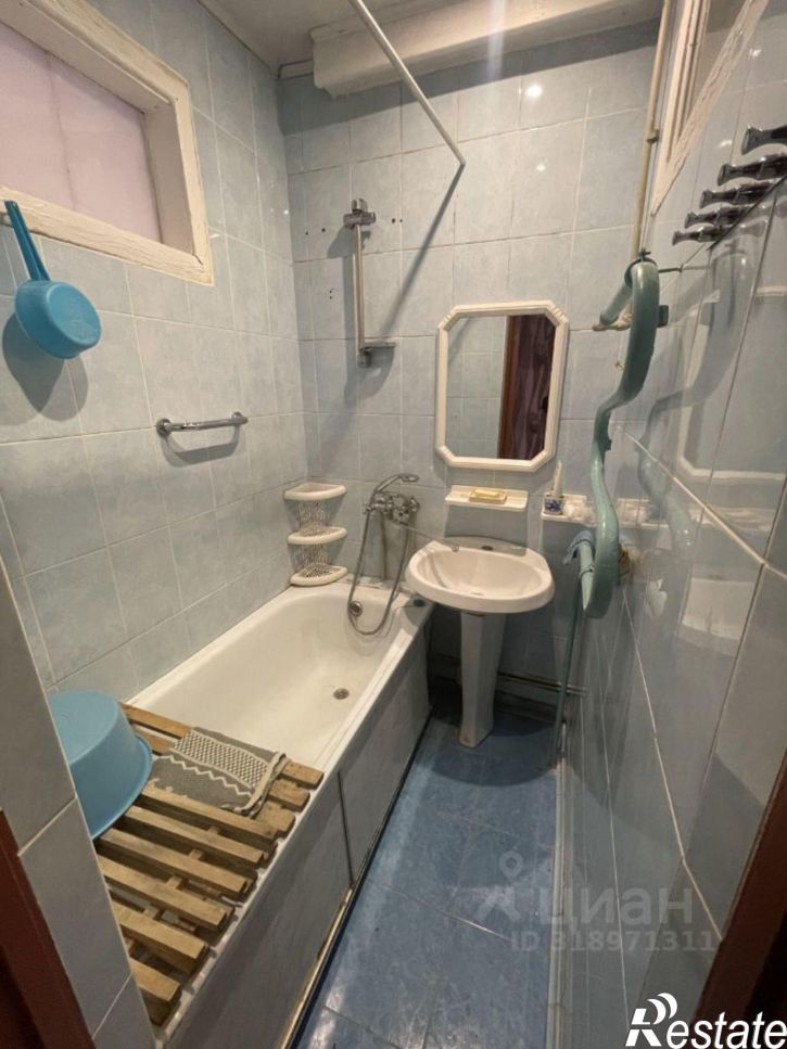 2-комн квартира Плетневая улица, 18,  д. 18