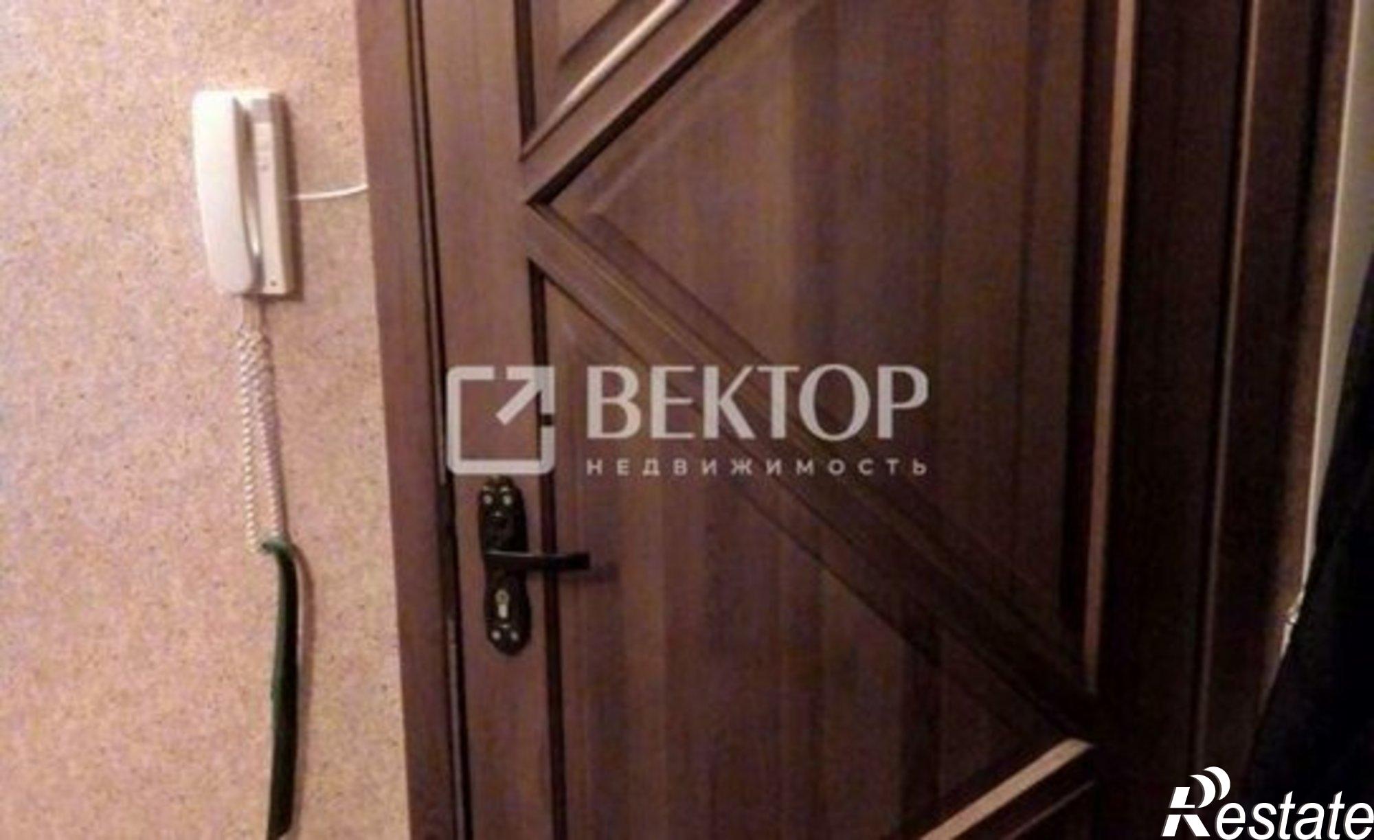 Купить квартиру за 5 000 000 рублей на улица Калинцева, 31