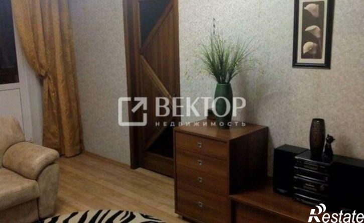 3-комн квартира улица Калинцева, 31,  д. 31