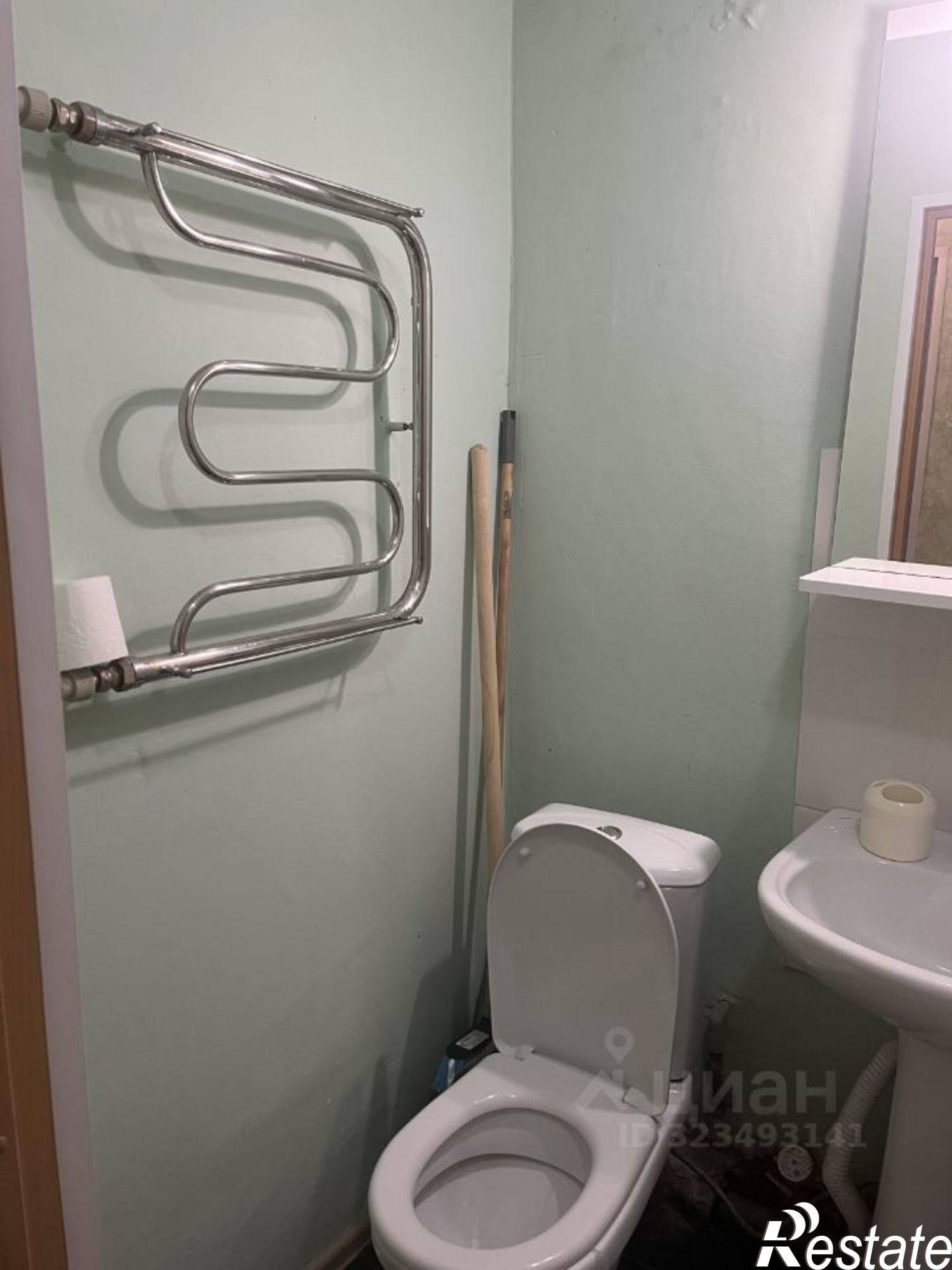 Сдать квартиру за 15 000 рублей на ул Парижской Коммуны, 15