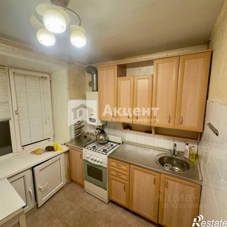 2-комн квартира 19-я линия, 10,  д. 10