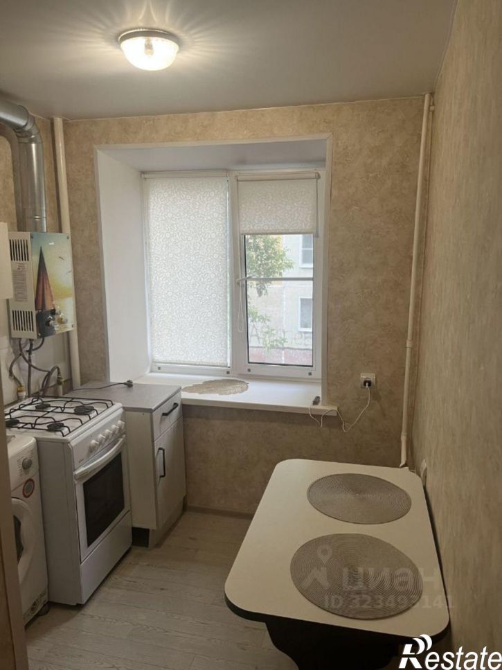 1-комн квартира ул Парижской Коммуны, 15,  д. 15