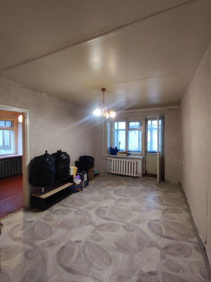 3-комн квартира Светлая ул, 8