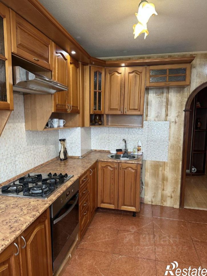 3-комн квартира микрорайон 14-е Почтовое Отделение, 371