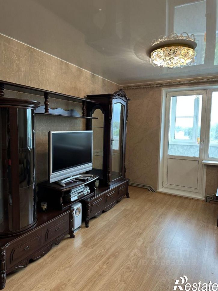 3-комн квартира микрорайон 14-е Почтовое Отделение, 371