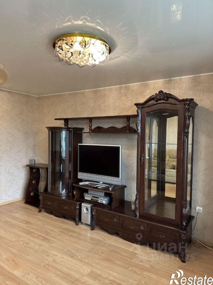 3-комн квартира микрорайон 14-е Почтовое Отделение, 371