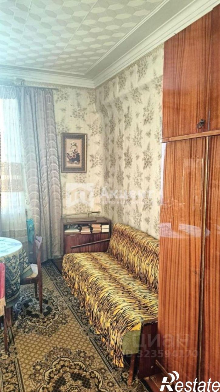 3-комн квартира ул Каравайковой, 141,  д. 141