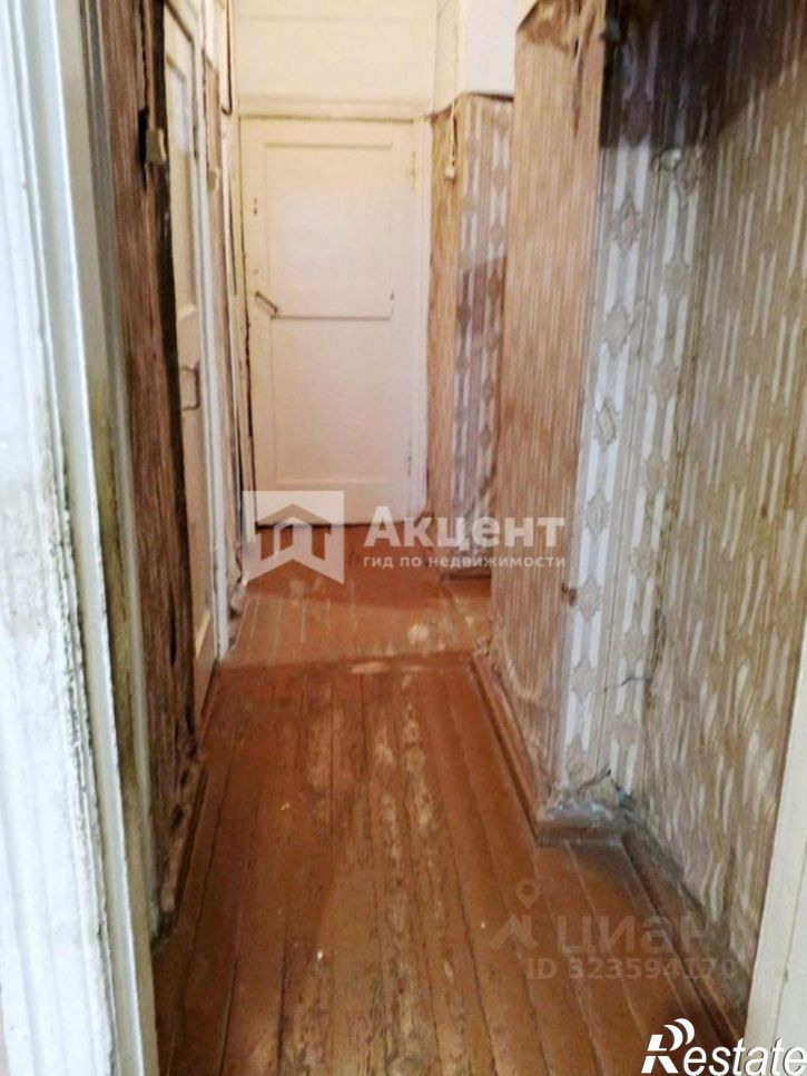 3-комн квартира ул Каравайковой, 141,  д. 141