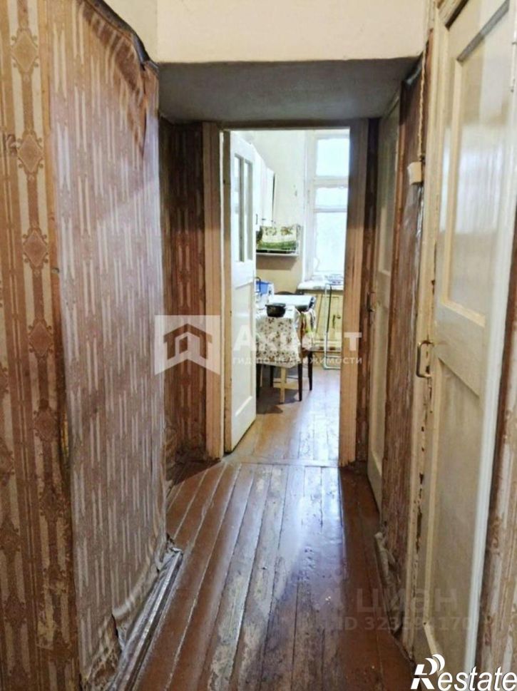 3-комн квартира ул Каравайковой, 141,  д. 141