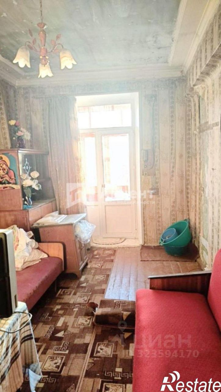 3-комн квартира ул Каравайковой, 141,  д. 141