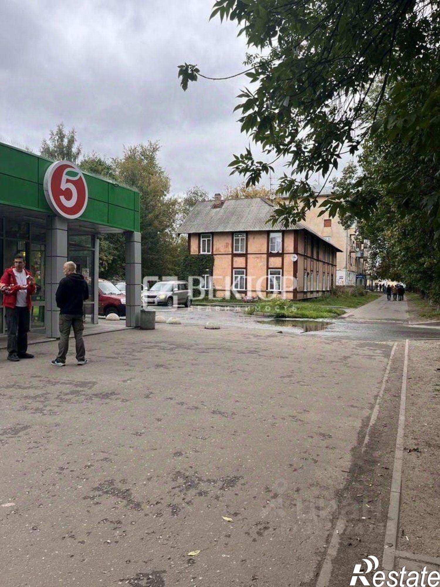 Купить квартиру за 2 700 000 рублей на Ленинградская улица, 6