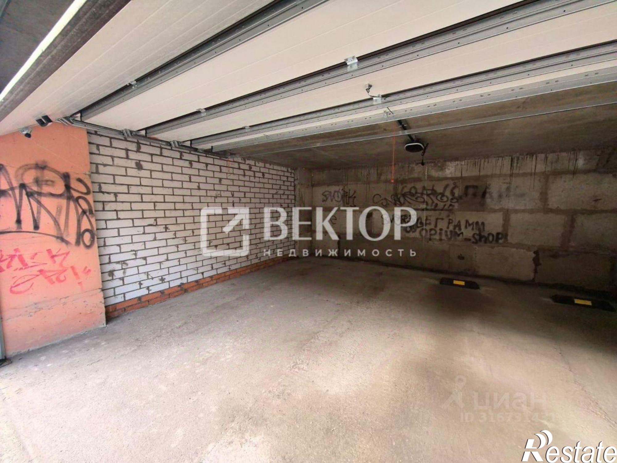 Купить гараж, место в паркинге за 1 400 010 рублей на ул Добролюбова, 10