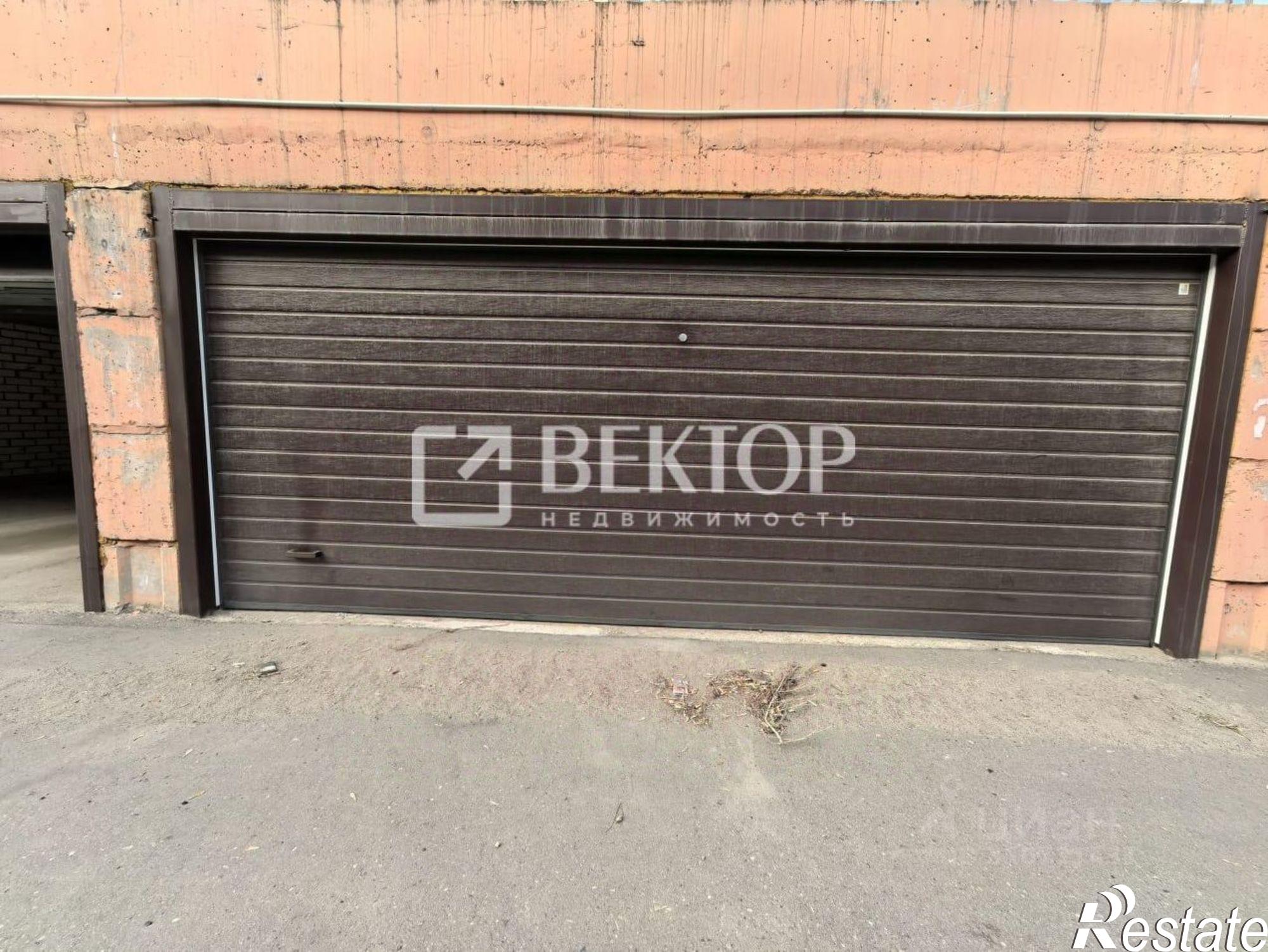 Купить гараж, место в паркинге за 1 400 010 рублей на ул Добролюбова, 10