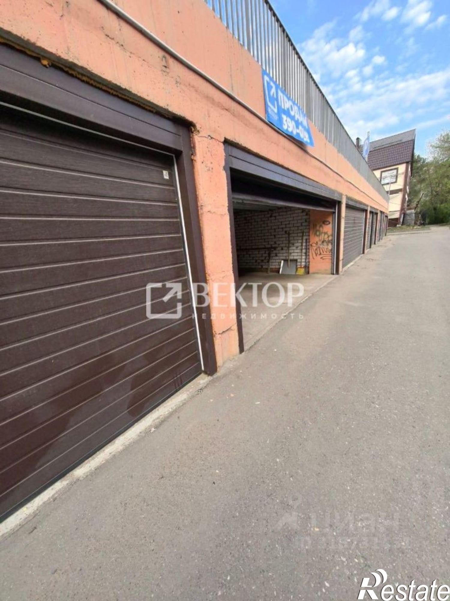 Купить гараж, место в паркинге за 1 400 010 рублей на ул Добролюбова, 10