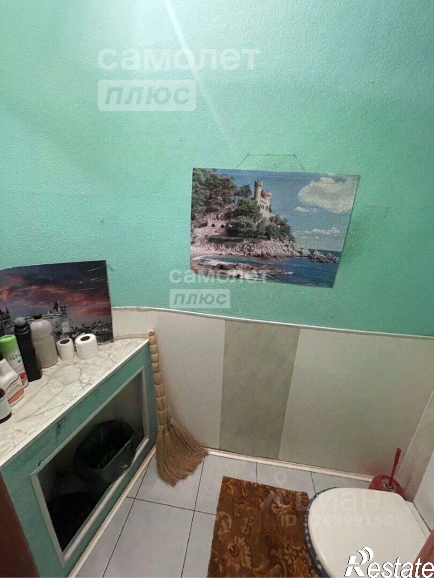 Купить квартиру за 4 100 000 рублей на ул Каравайковой, 141