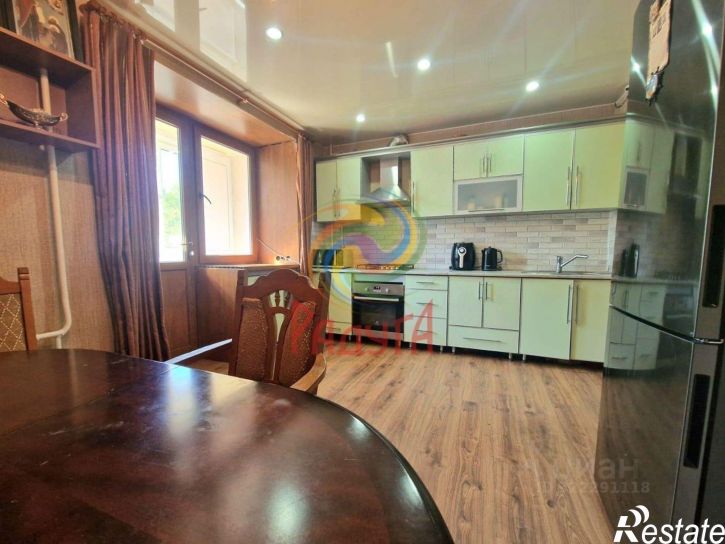 3-комн квартира улица Шошина, 4,  д. 4