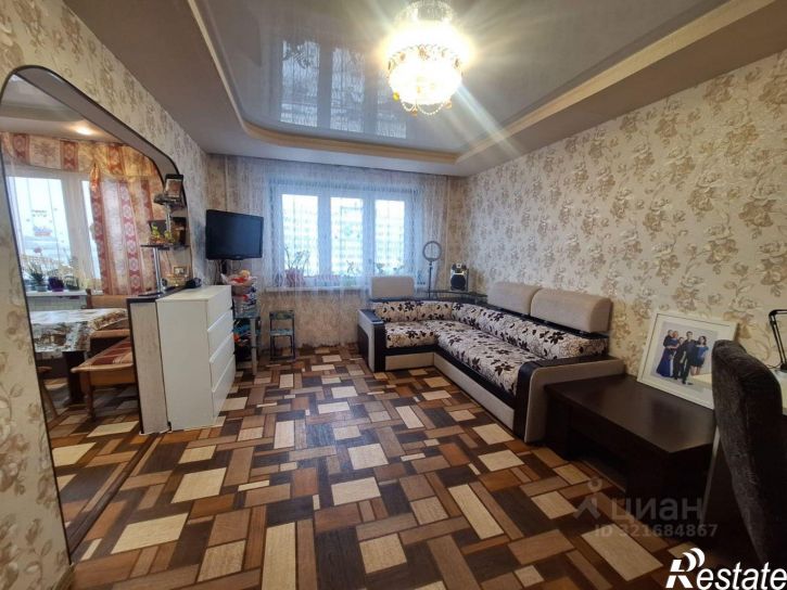 3-комн квартира микрорайон Рождественский, 8