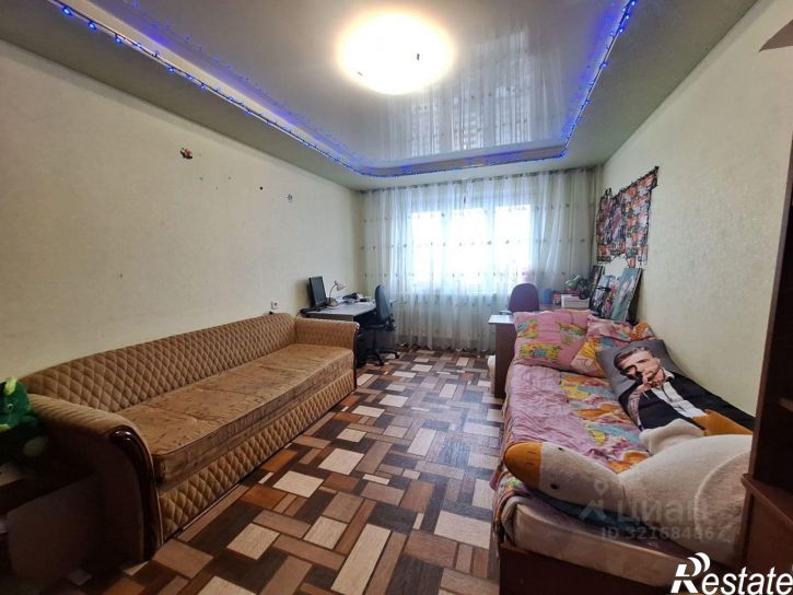 3-комн квартира микрорайон Рождественский, 8