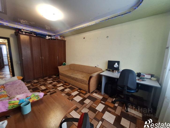 3-комн квартира микрорайон Рождественский, 8