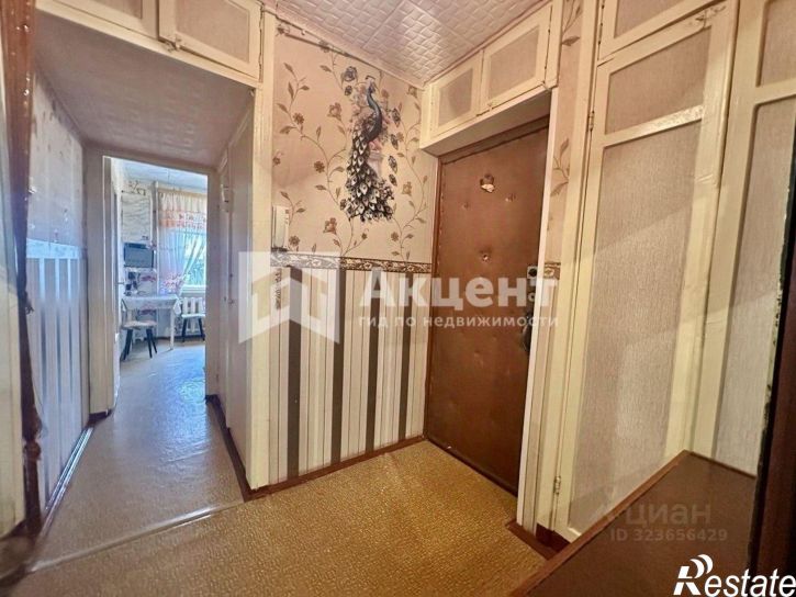 3-комн квартира Революционная улица, 101,  д. 101