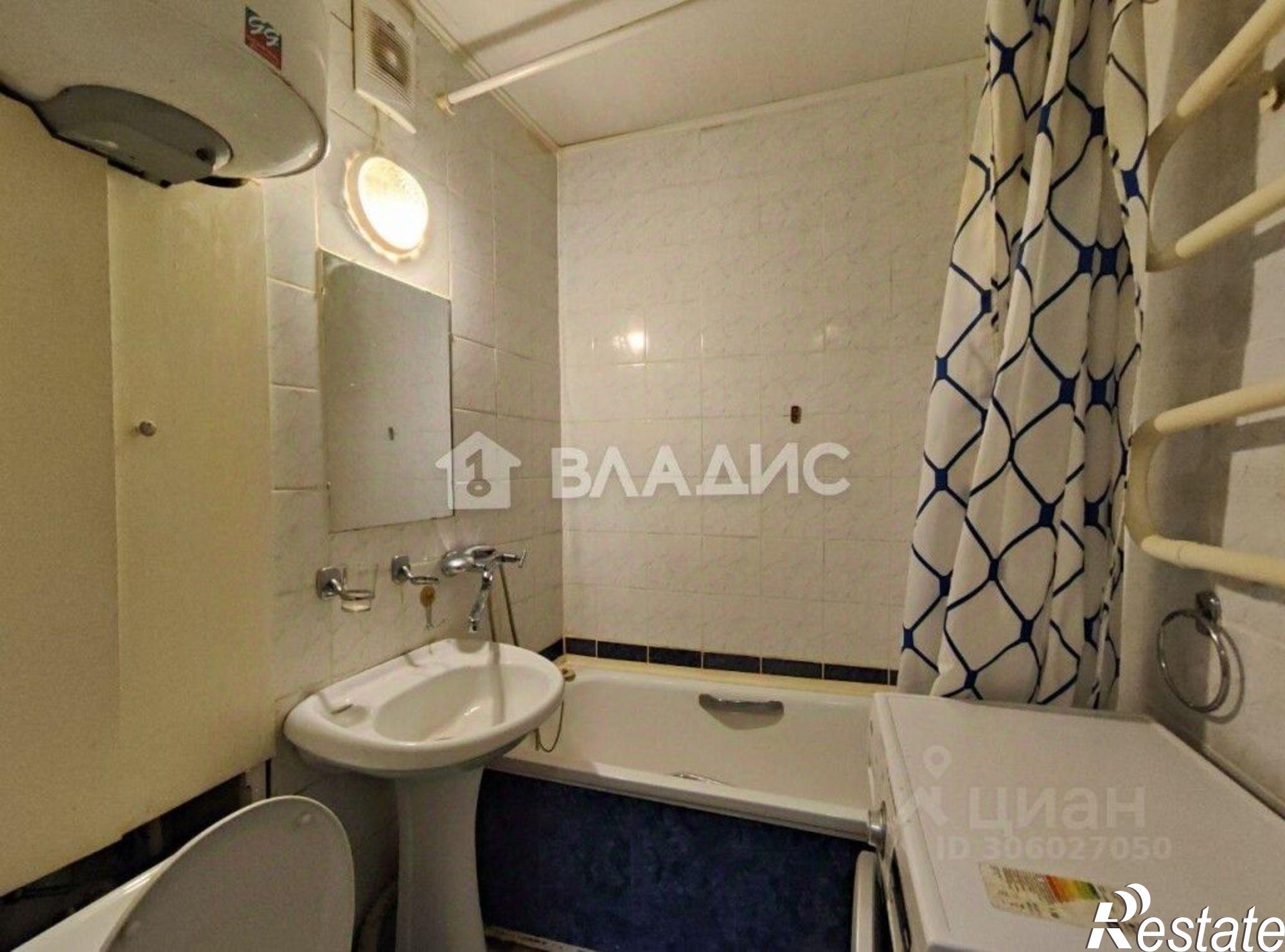 Купить квартиру за 3 870 000 рублей на улица Красных Зорь, 4