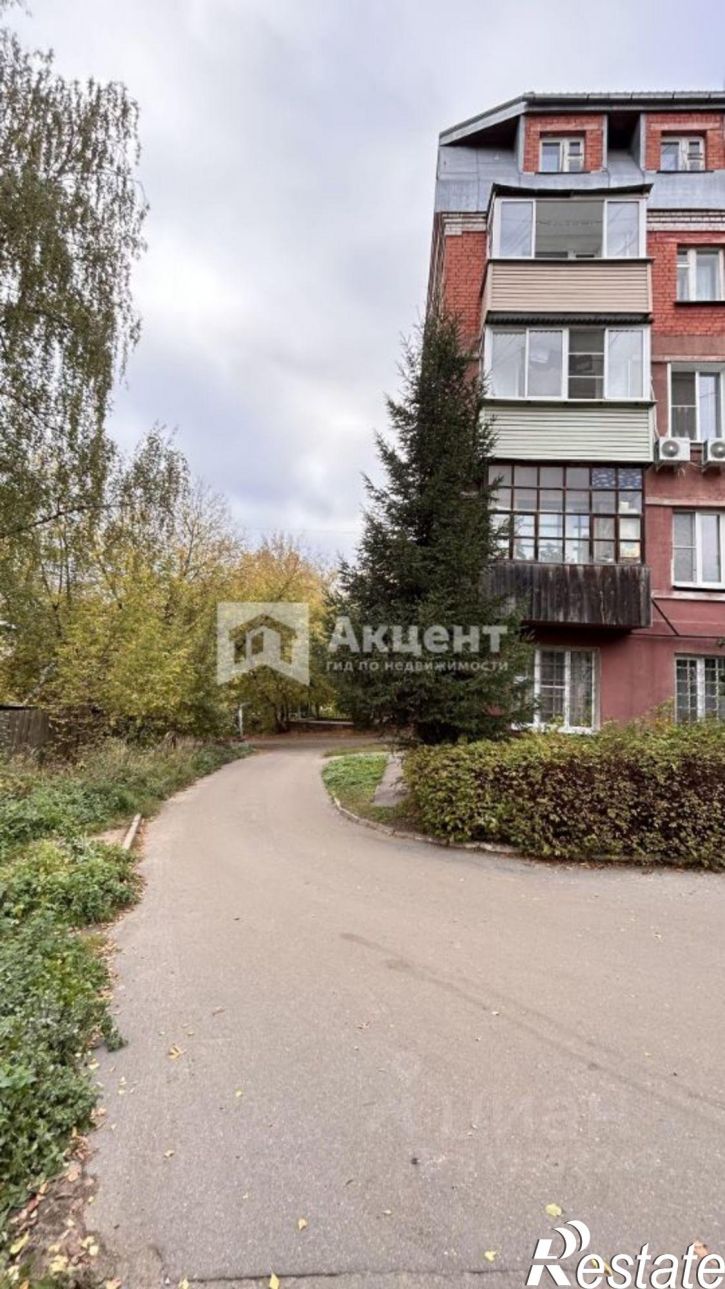 3-комн квартира 2-й Зарядьевский переулок, 2/10,  д. 2/10