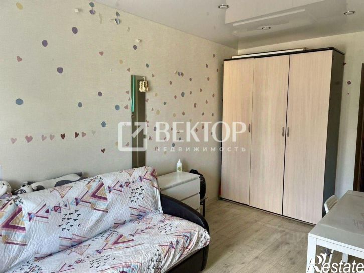 3-комн квартира улица Полка Нормандия-Неман, 83,  д. 83