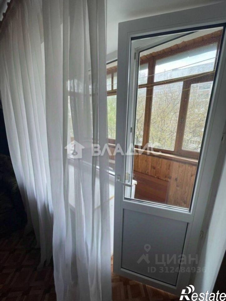 2-комн квартира улица Парижской Коммуны, 20,  д. 20