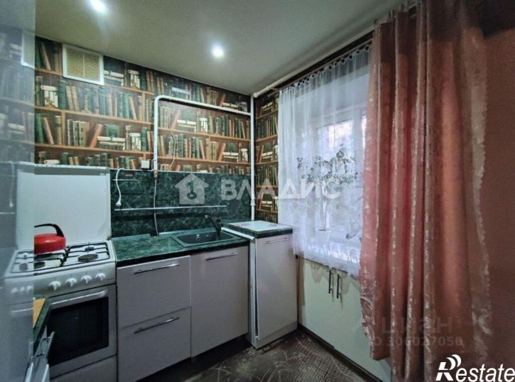 3-комн квартира улица Красных Зорь, 4,  д. 4