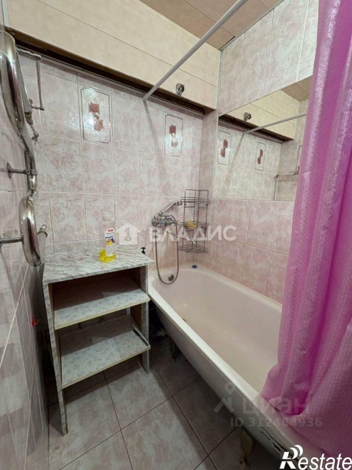 2-комн квартира улица Парижской Коммуны, 20,  д. 20