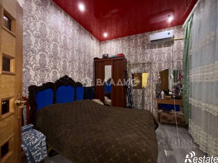 3-комн квартира улица Кудряшова, 100,  д. 100