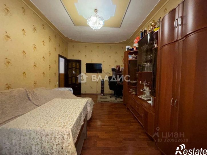 3-комн квартира улица Кудряшова, 100,  д. 100