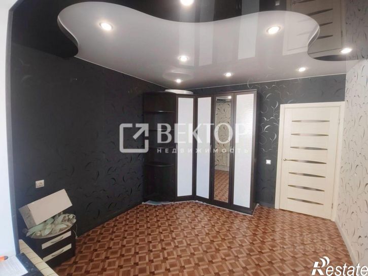 3-комн квартира г Иваново, мкр Рождественский, 8