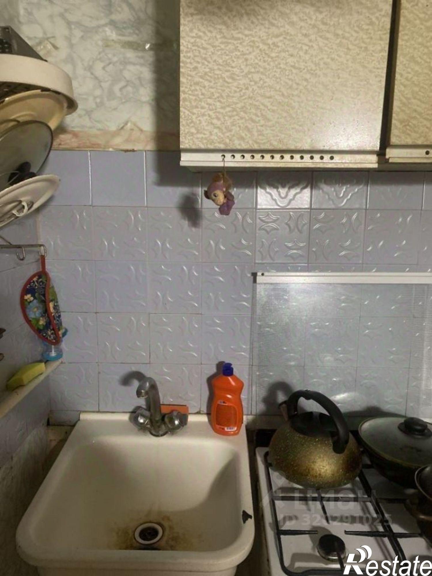 Купить квартиру за 3 700 000 рублей на проспект Строителей, 80