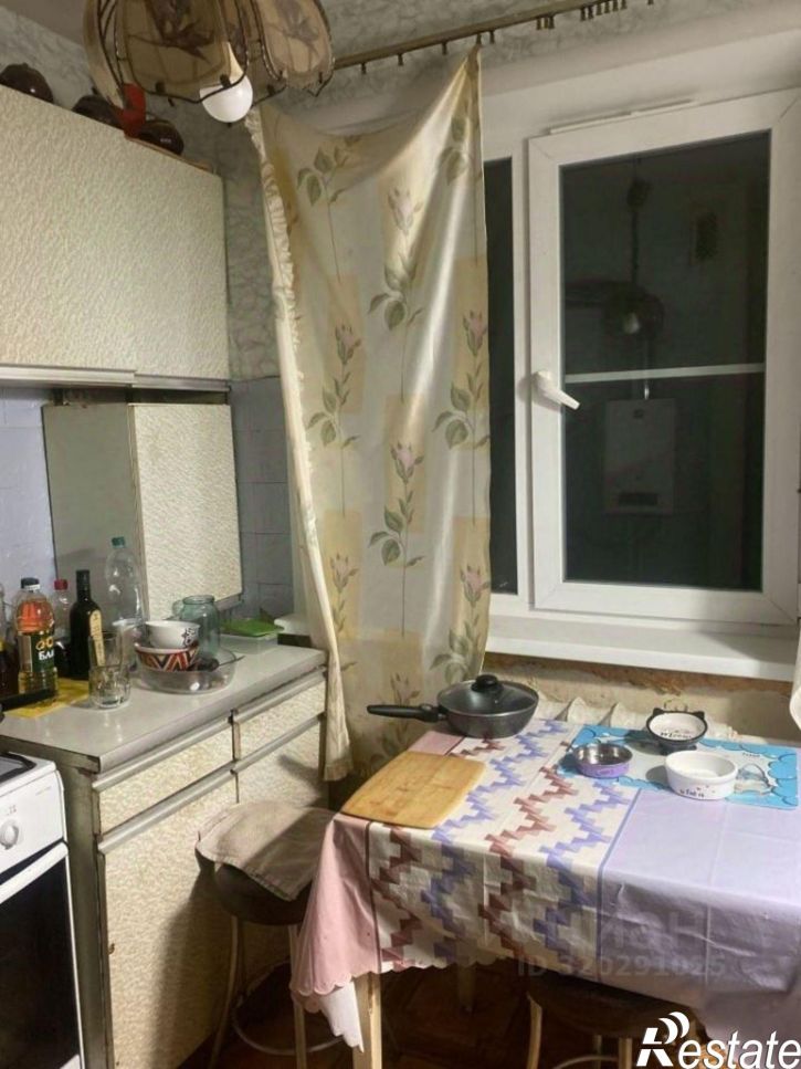 3-комн квартира проспект Строителей, 80,  д. 80