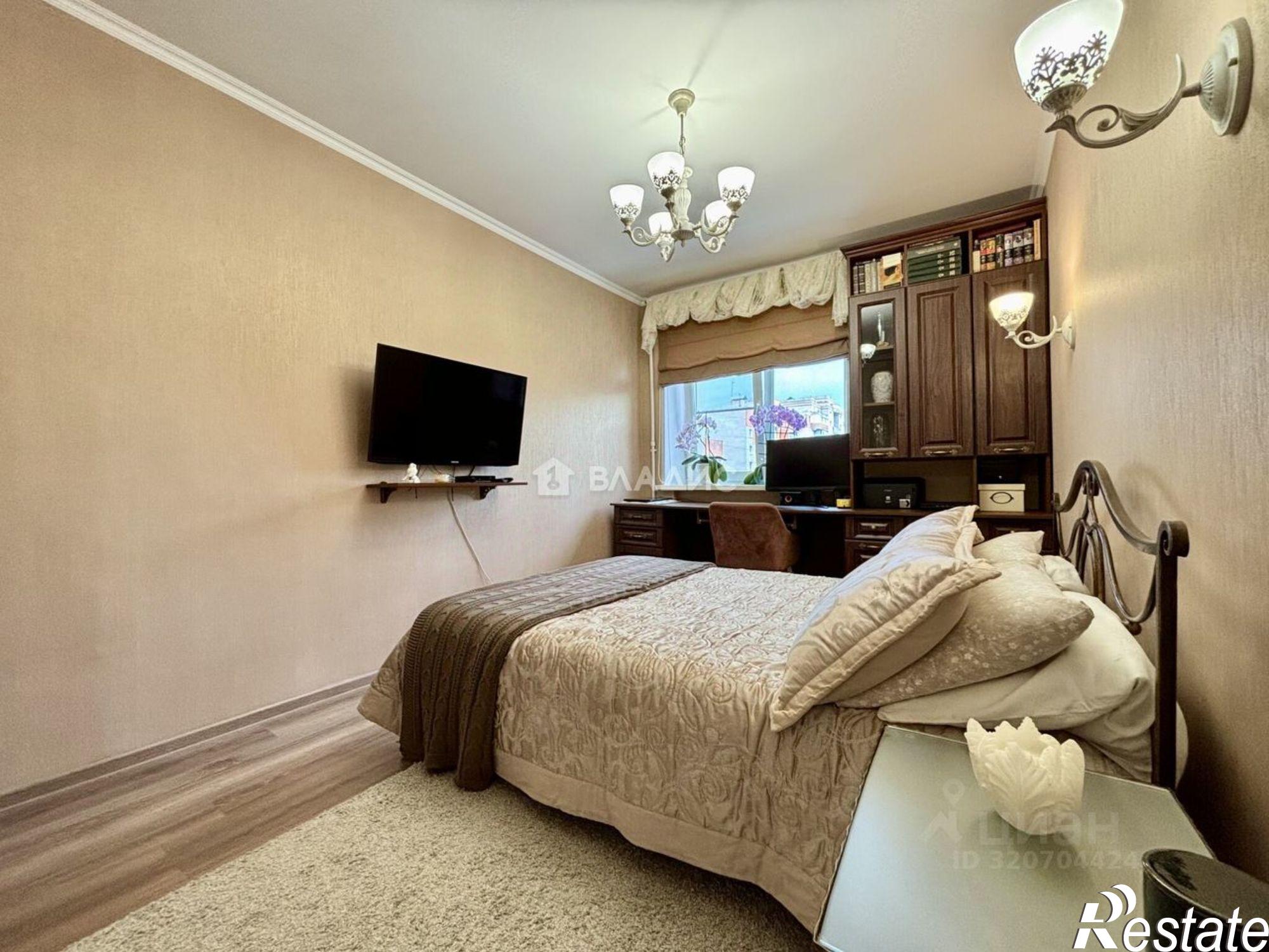 Купить квартиру за 6 600 000 рублей на Революционная улица, 16