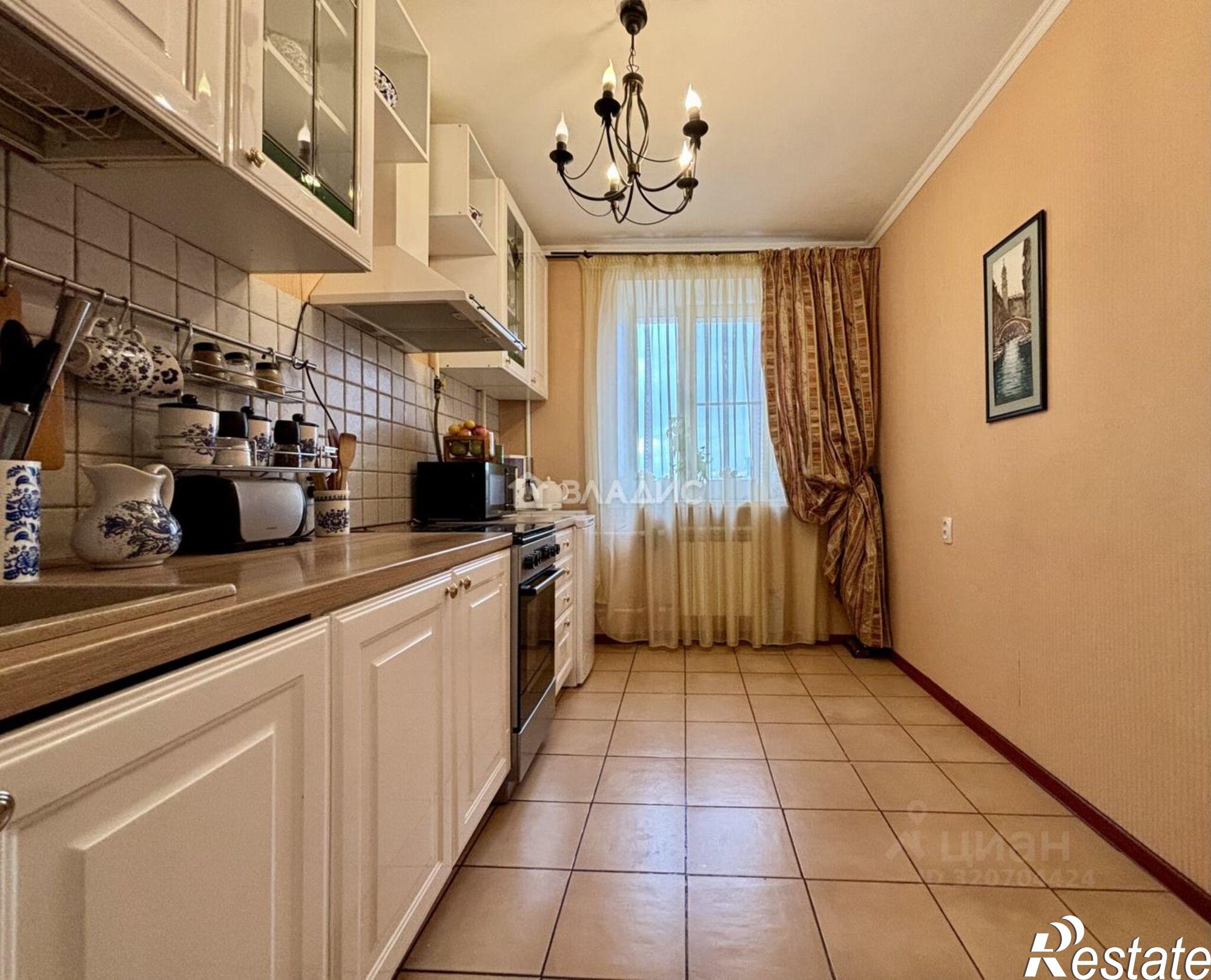 Купить квартиру за 6 600 000 рублей на Революционная улица, 16