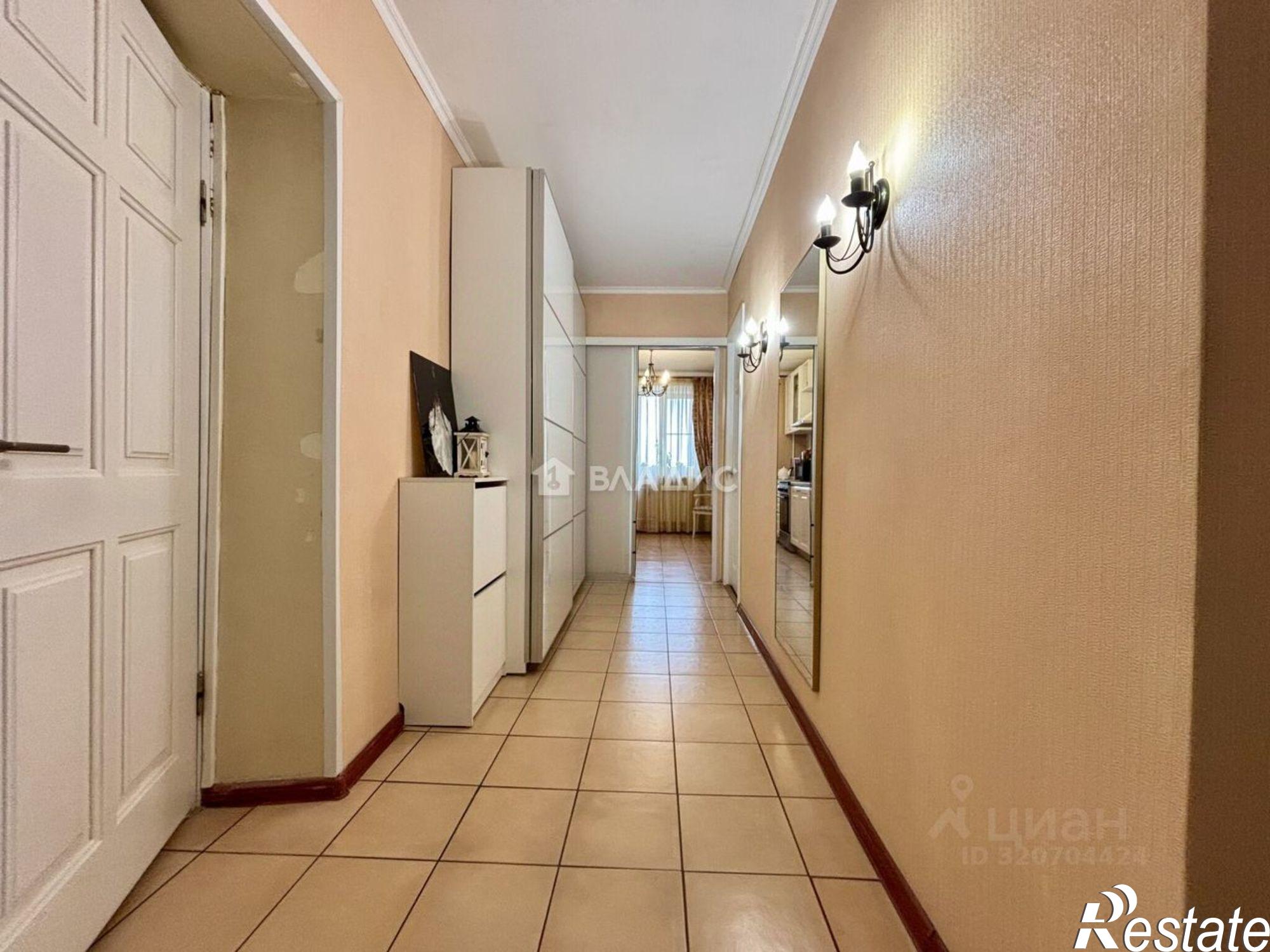 Купить квартиру за 6 600 000 рублей на Революционная улица, 16