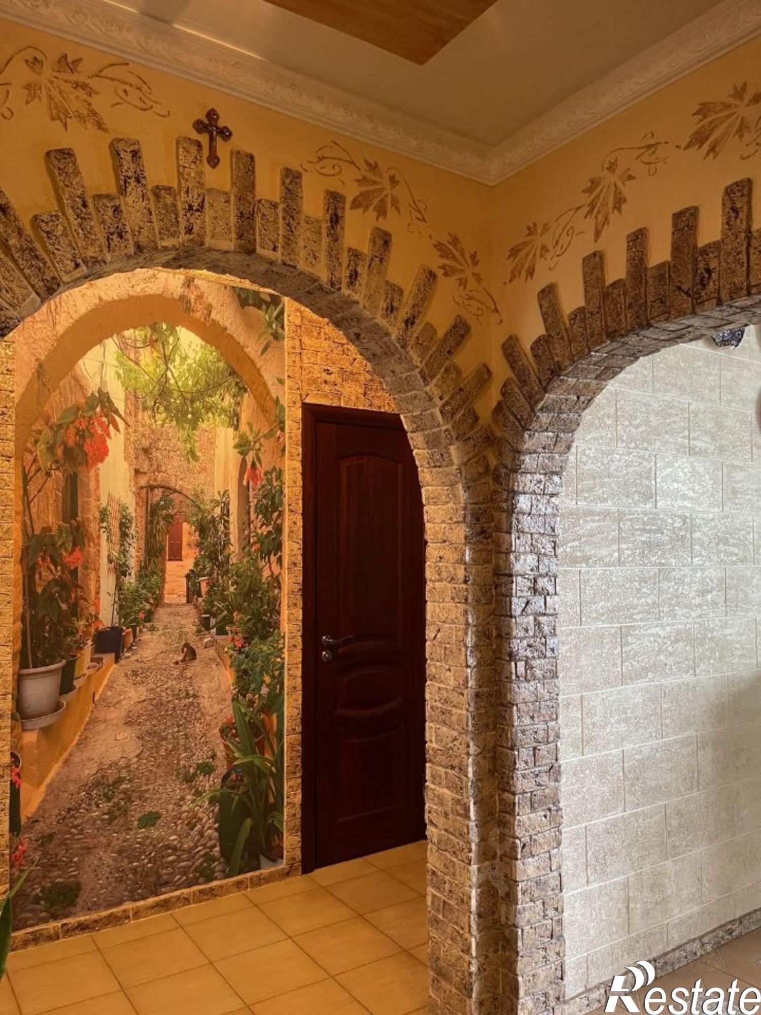 Купить квартиру за 10 000 000 рублей на микрорайон Московский, 15