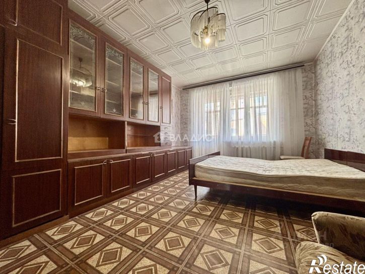 3-комн квартира улица Багаева, 37,  д. 37