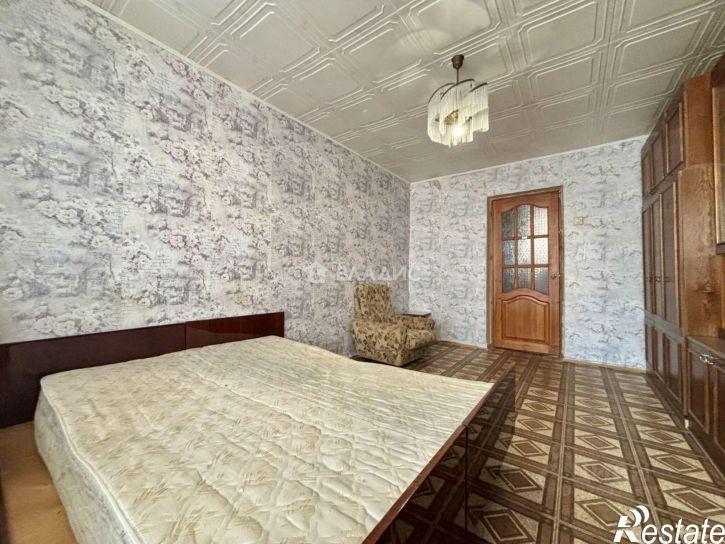 3-комн квартира улица Багаева, 37,  д. 37