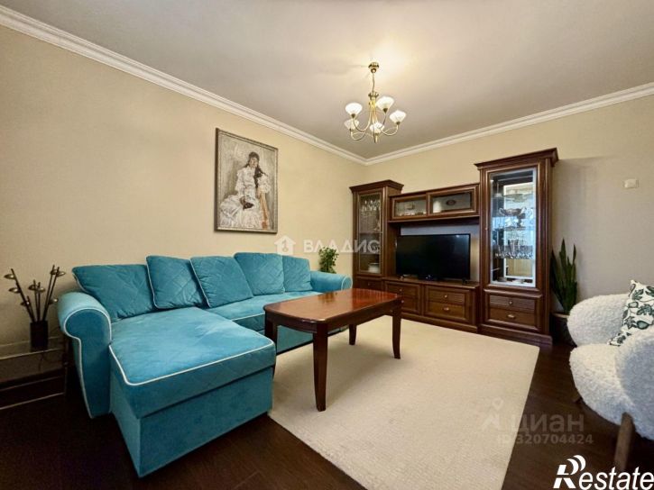 3-комн квартира Революционная улица, 16,  д. 16