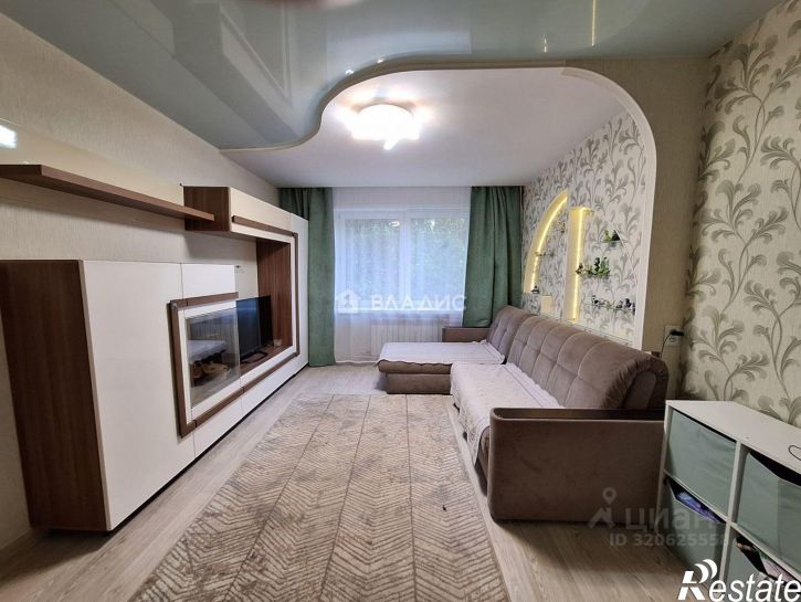 3-комн квартира улица Кудряшова, 82,  д. 82