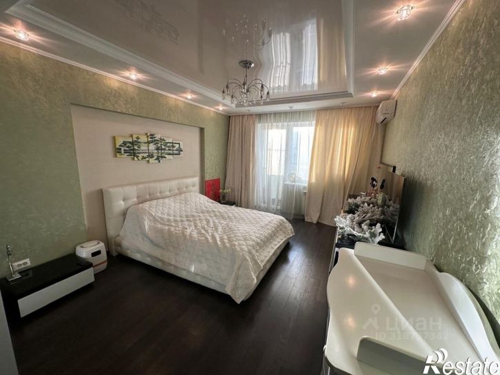 3-комн квартира Кузнечная улица, 38,  д. 38